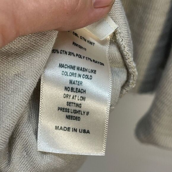 North Star Base Gray Beige Hi-Low Hem Long Sleeve V-Neck T-Shirt Bundle of 2 XS - Picture 4 of 13